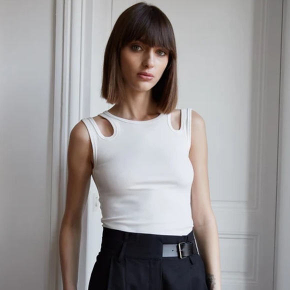 Pixie Market Tops - Pixie Market Flo Cut-out Tank Top White Ribbed Crop Large